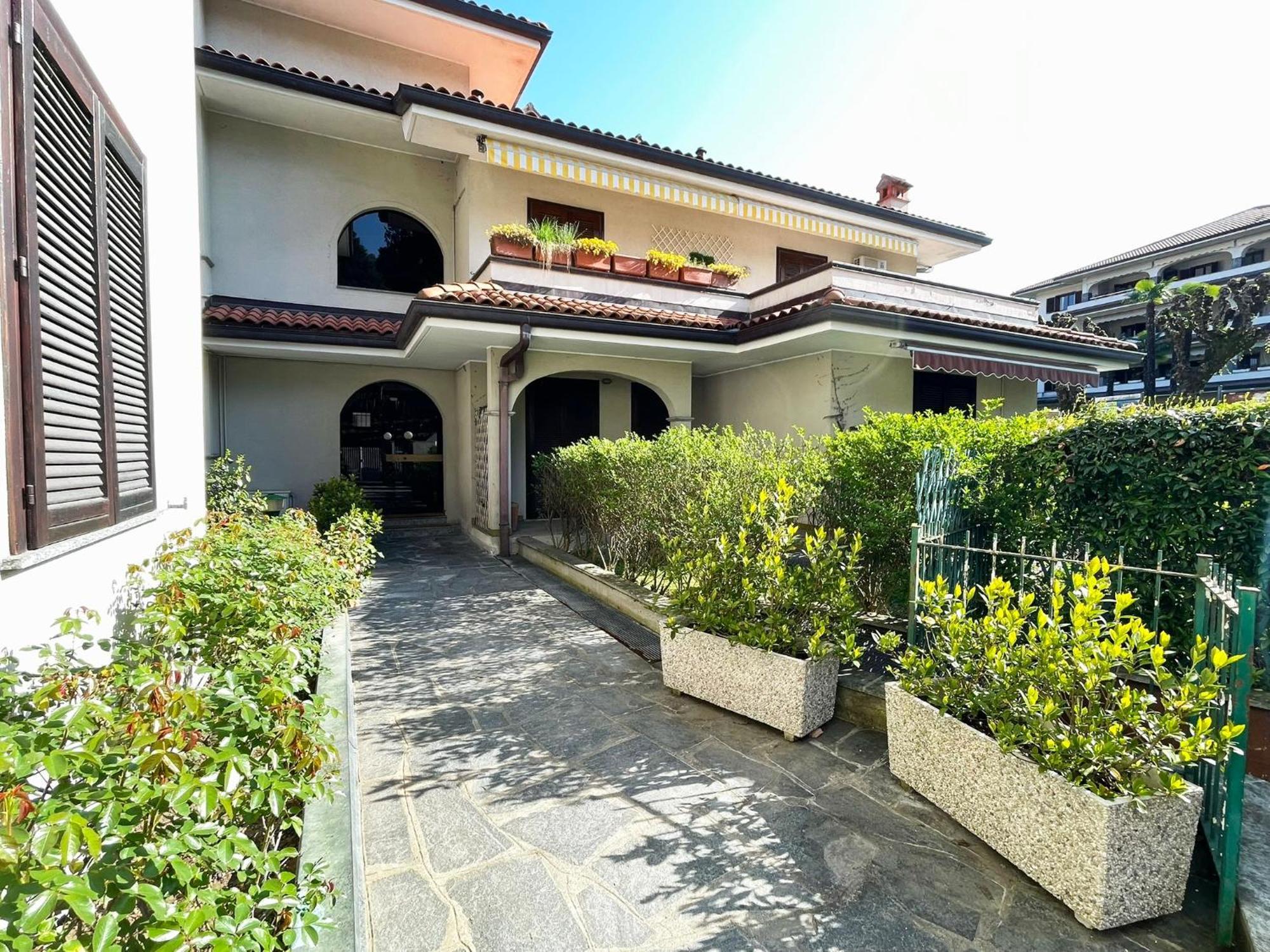 Lovingstresa 2 Brand New Appartamento *